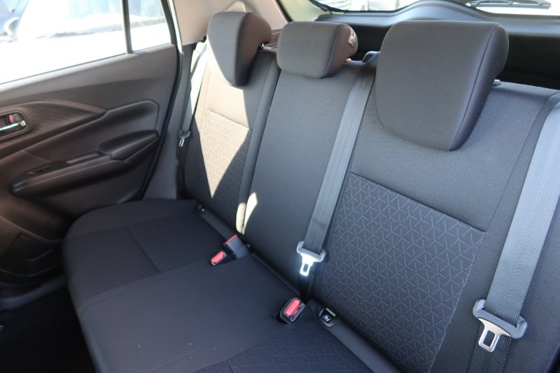 後席もゆったり乗れる室内空間