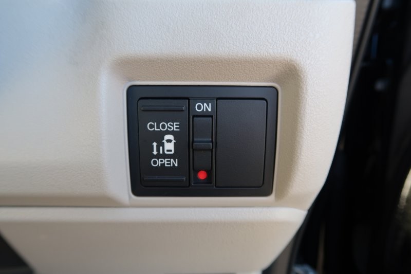 電動スライドドアで半ドアの心配なし