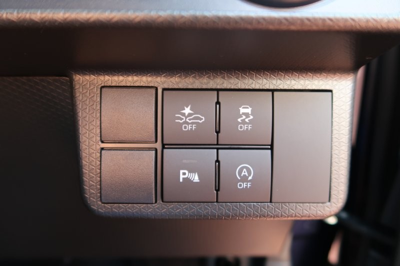 衝突軽減ブレーキ搭載