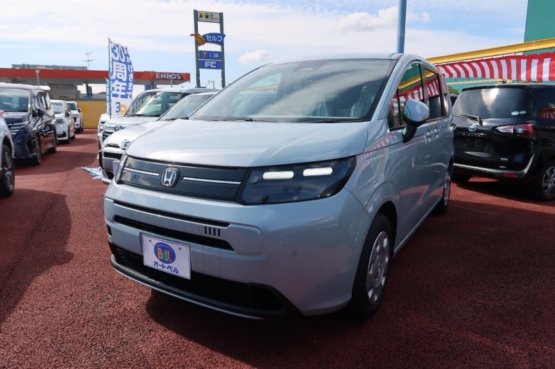 夜間も明るいLEDヘッドライト