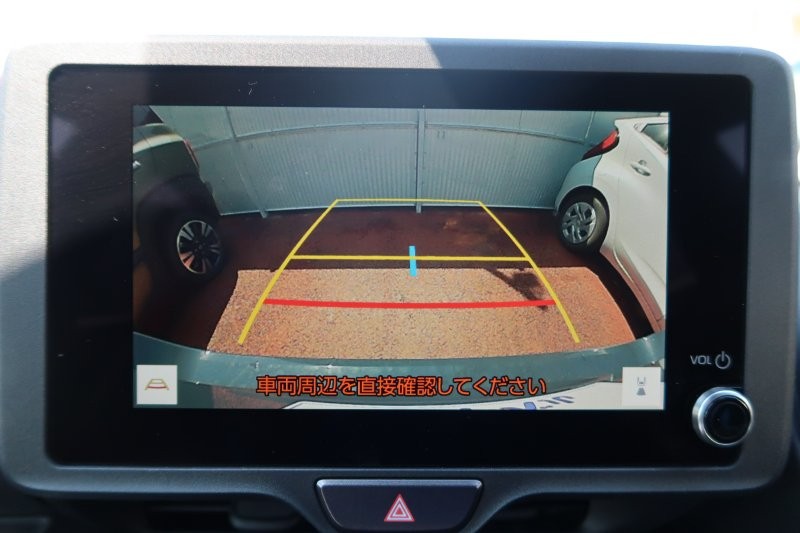 バックモニターで駐車をアシスト