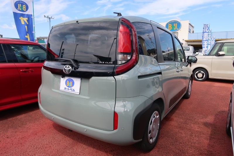 リアソナーで障害物をお知らせ