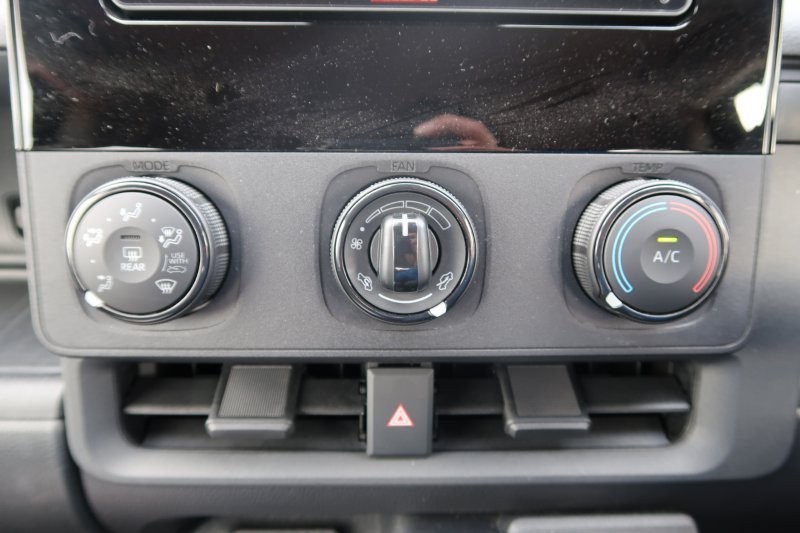 マニュアルエアコンだから細かい調整可能