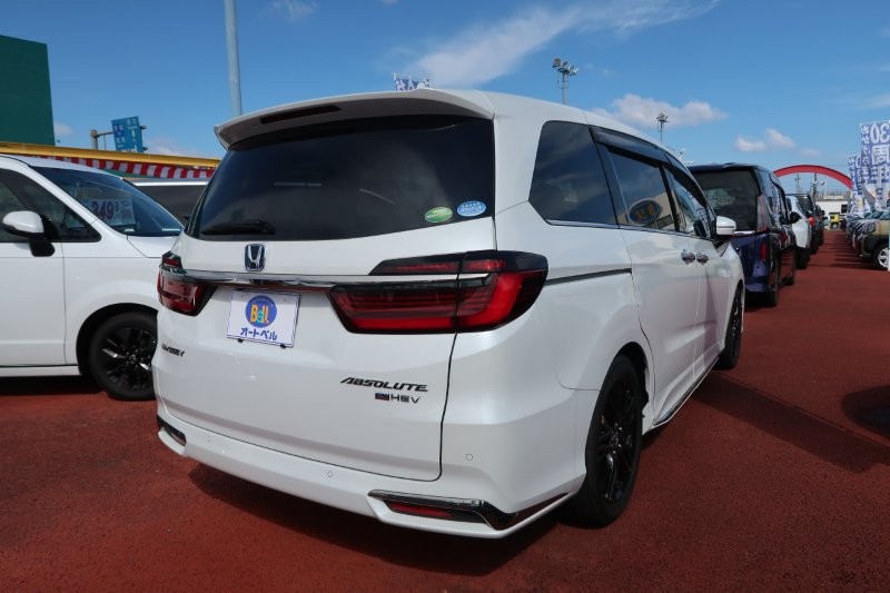 パーキングセンサーで障害物をお知らせ