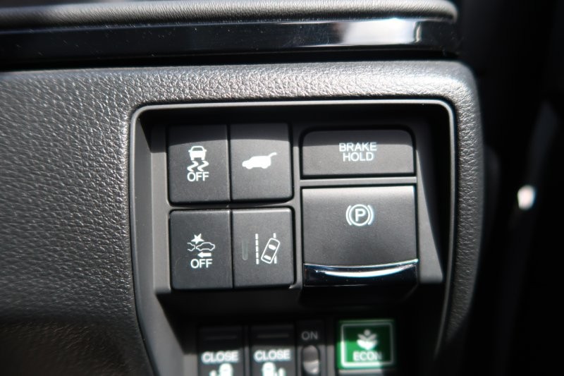 衝突軽減ブレーキ搭載