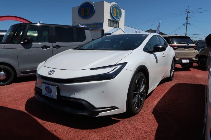 夜間も明るいLEDヘッドライト