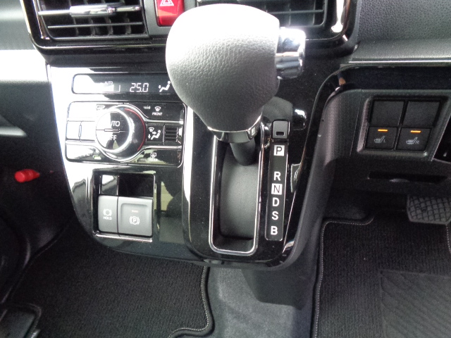 電動パーキングブレーキ