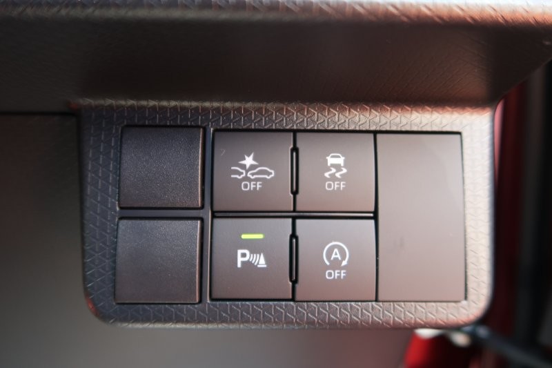 衝突軽減ブレーキ搭載