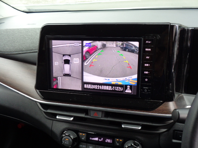 アラウンドビューモニター表示