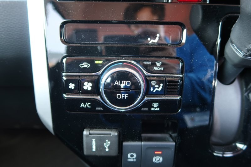 オートエアコンで風量自動調節