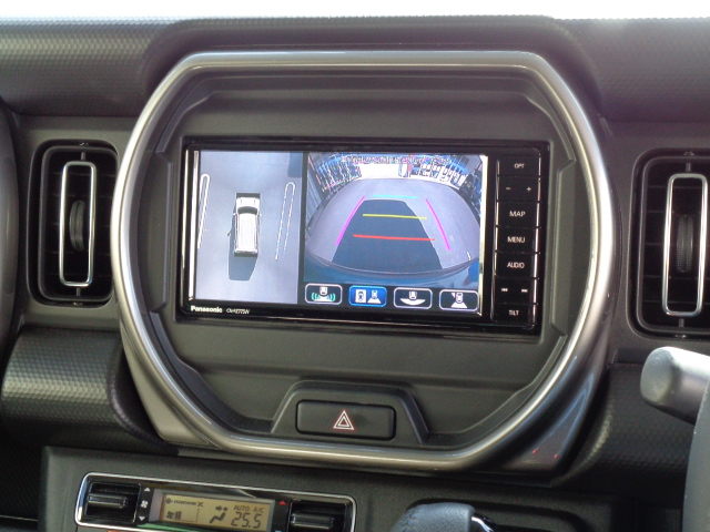 ７インチナビ　フルセグ　全方位モニター表示