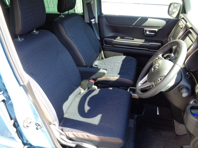 フロントセパレートシート