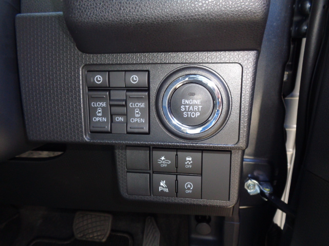 両側パワースライドドア　プッシュボタンスタート　スマートアシスト