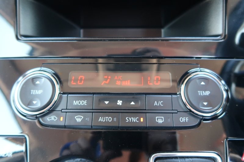 オートエアコンで風量自動調節