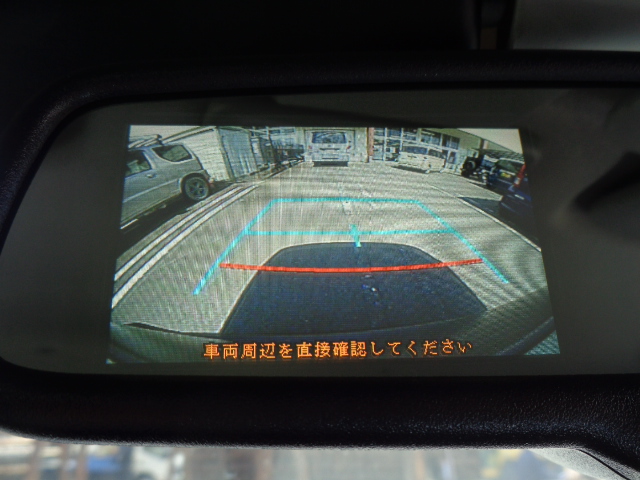 バックモニター内蔵自動防眩インナーミラー