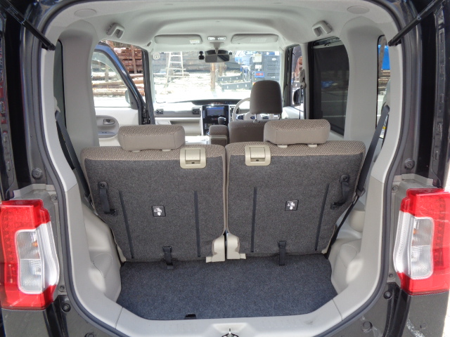 ラゲッジスペース