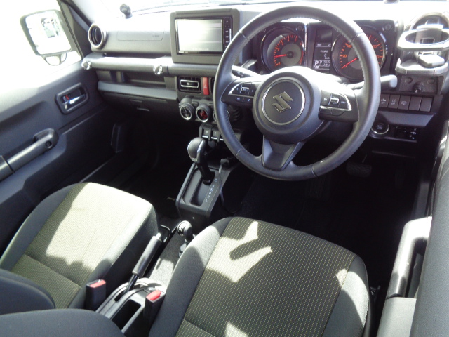 革巻きステアリング