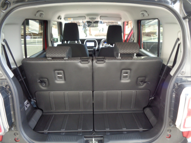 ラゲッジスペース