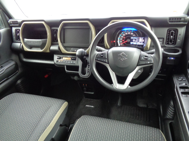 フロントセパレートシート　オーディオレス