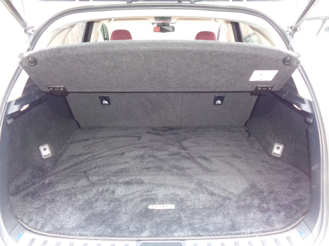 ラゲッジスペース