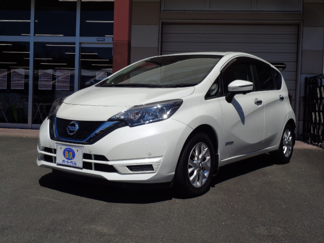 ｅ-ＰＯＷＥＲ　Ｘ　Ｖセレクション　ＬＥＤヘッドランプ