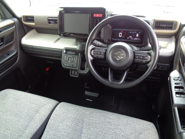 フロントベンチシート　フルオートエアコン　オーディオレス