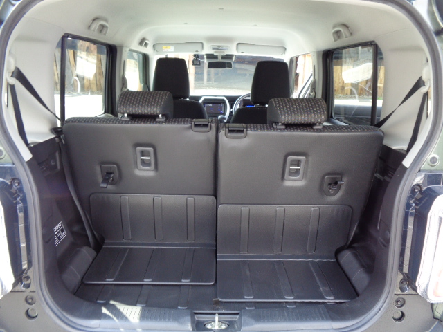 ラゲッジスペース