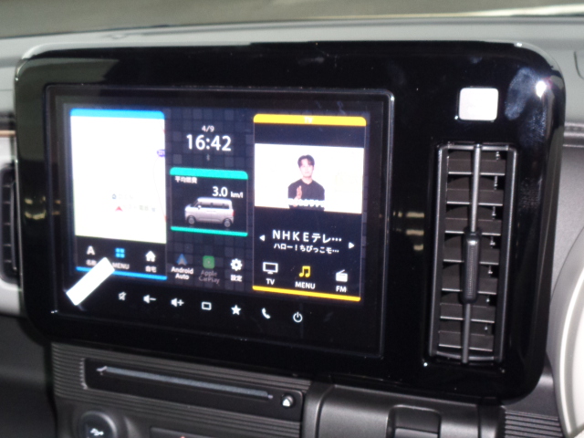 フルセグチューナー　Bluetooth Audio　スマホ連携　CD/DVDプレーヤー