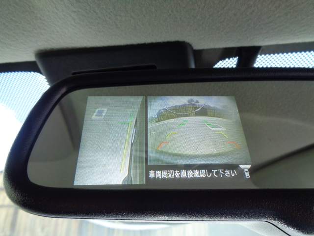 ディスプレイ付自動防眩式ルームミラー（アラウンドビューモニター表示）
