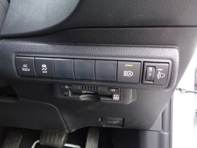ＡＣ１００Ｖ電源　オートハイビーム　ＥＴＣ2.0車載器