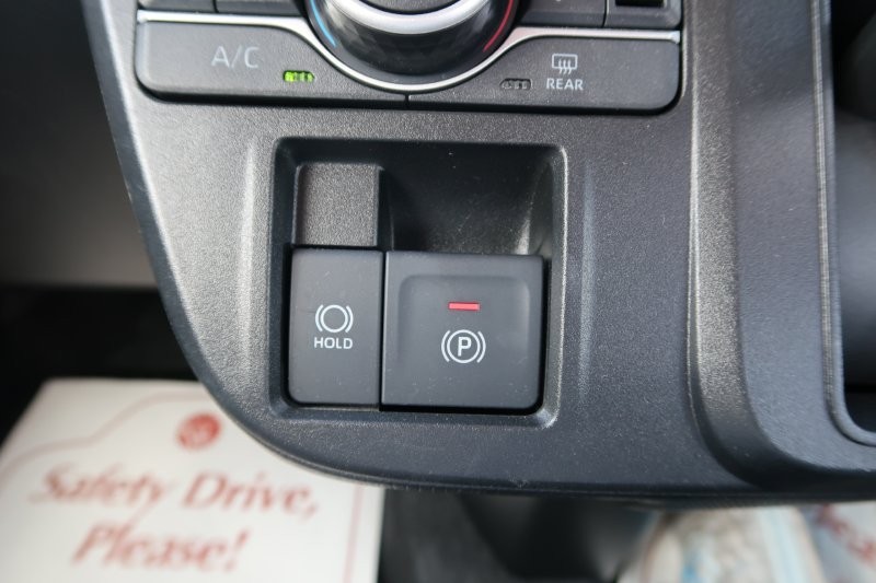 電子制御のパーキングブレーキ