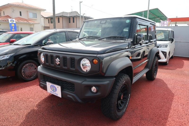 4WD AT車