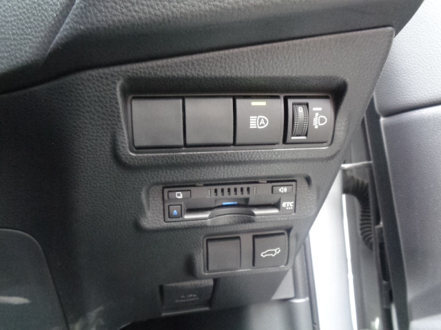 オートハイビーム　ＥＴＣ車載器　パワーバックドア