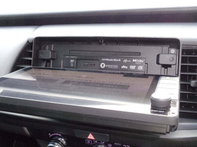 ＣＤ・ＤＶＤ再生　BluetoothAudio付　フルセグ