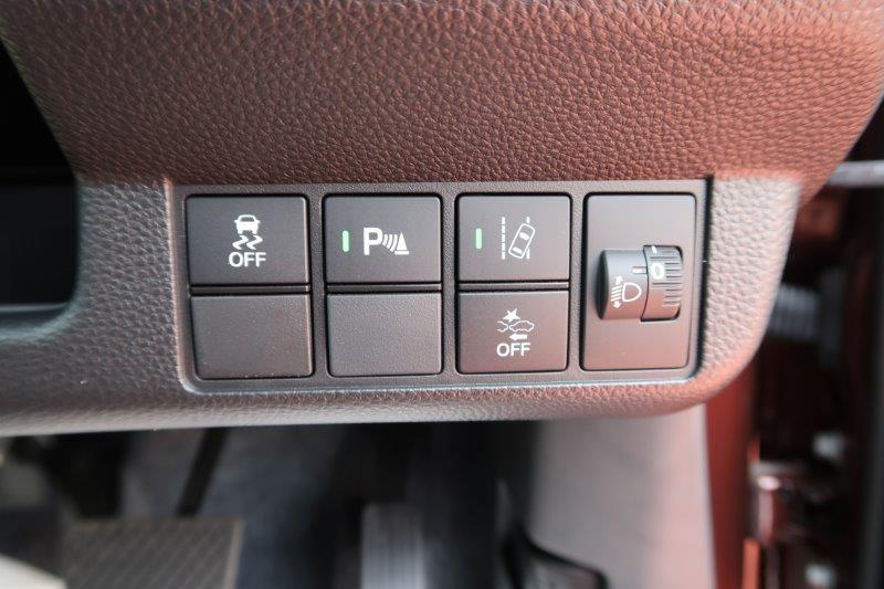 衝突軽減ブレーキ搭載車