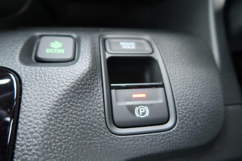 電子制御のパーキングブレーキ