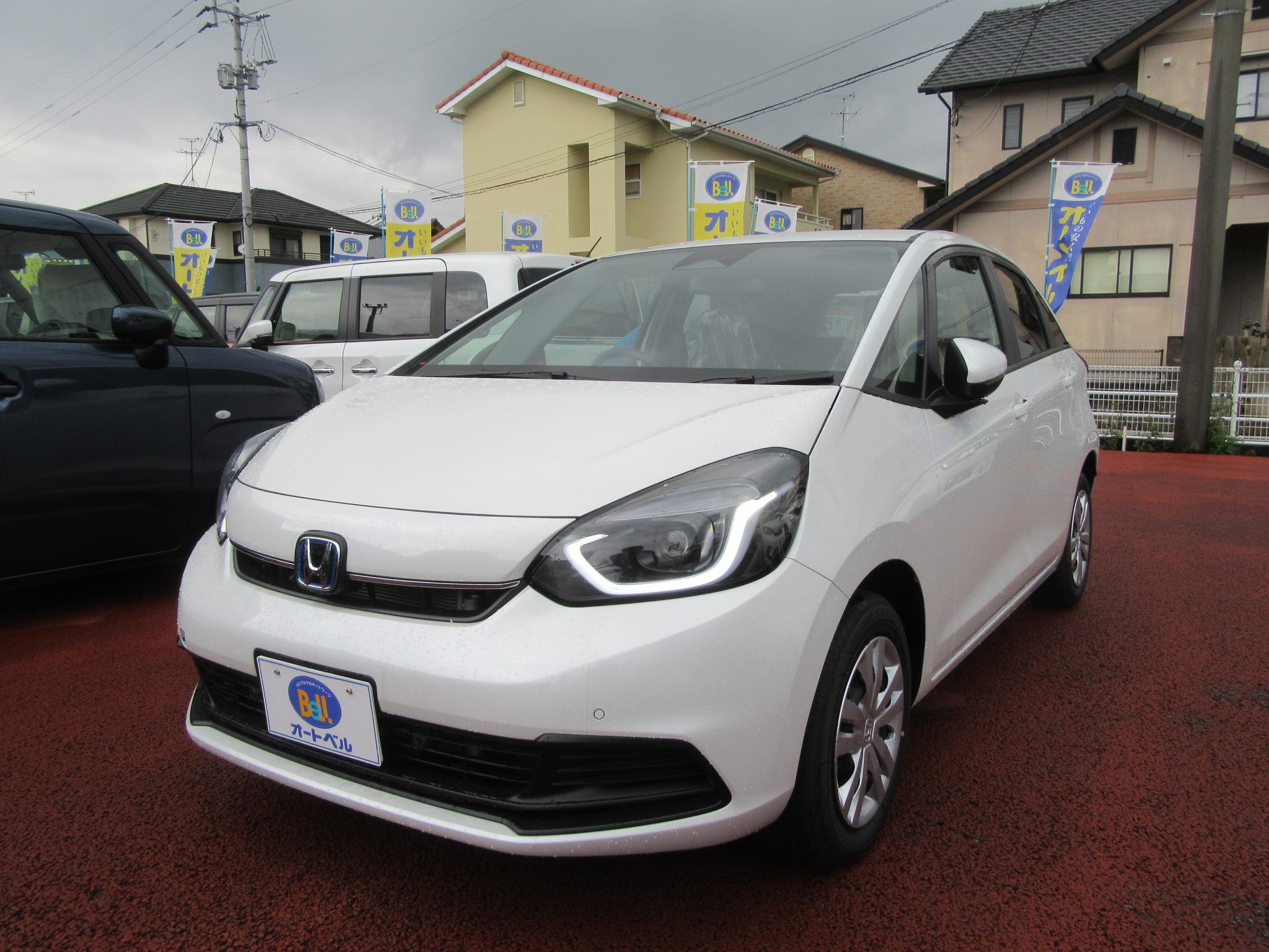 オートベルの中古車ホンダ フィット１５００ e:HEV HOME(ﾅﾋﾞ装･ﾅﾋﾞ)ﾚﾝﾀｱｯﾌﾟ