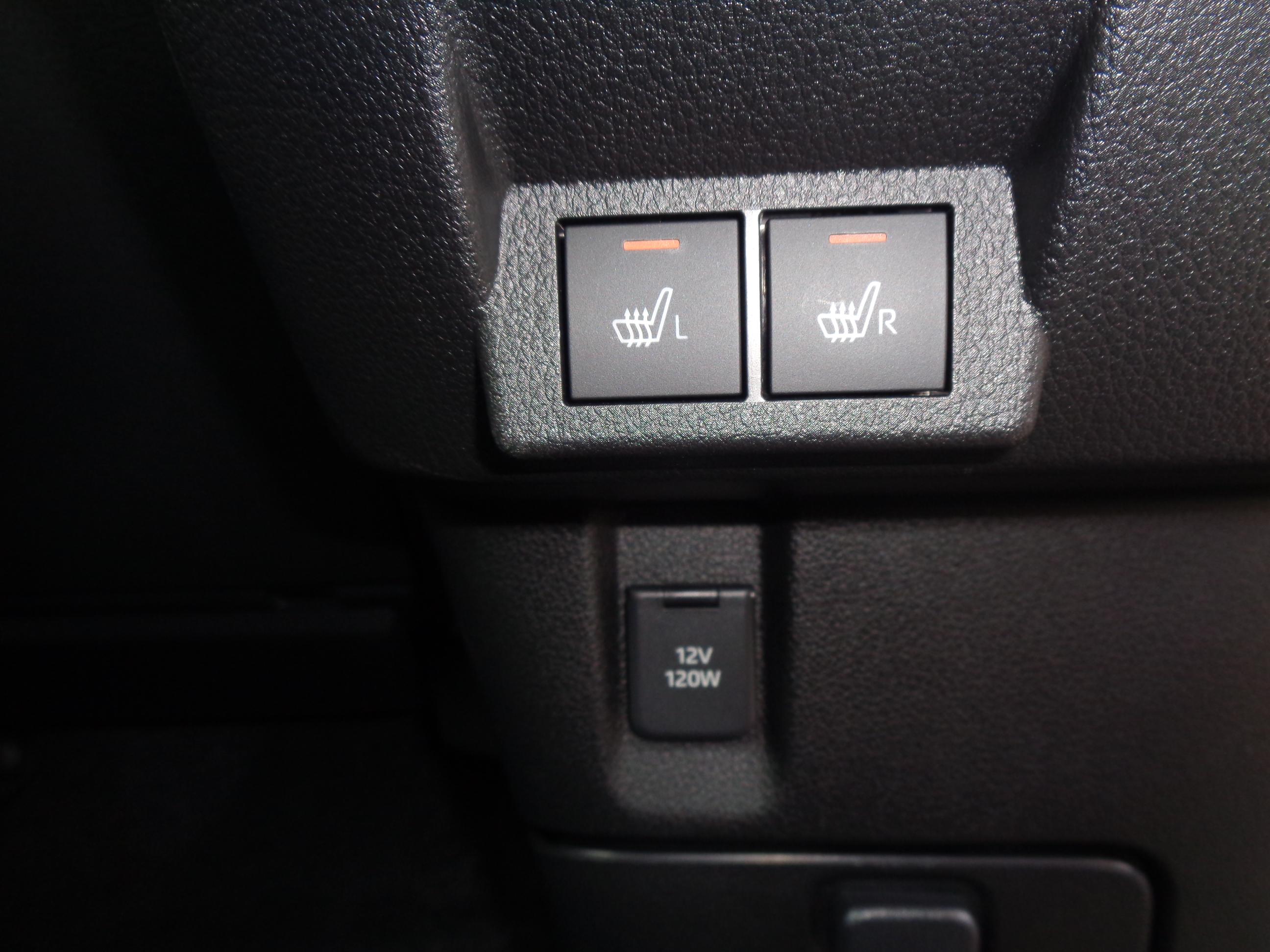 運転席＆助手席シートヒータースイッチ