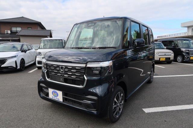 オートベルの中古車ホンダ Ｎ－ＢＯＸカスタム６６０ (8ｲﾝﾁﾅﾋﾞ)