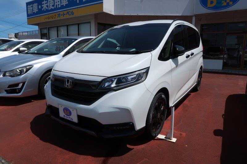 オートベルの中古車ホンダ フリード＋ハイブリッド１５０＊ HYBRIDｸﾛｽﾀｰﾌﾞﾗｯｸｽﾀｲﾙ(ﾅﾋﾞ)