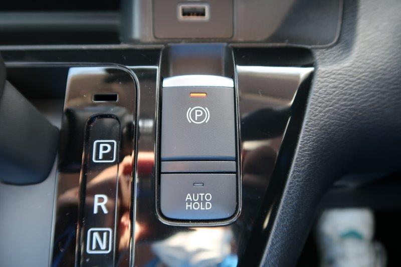電子制御のパーキングブレーキ