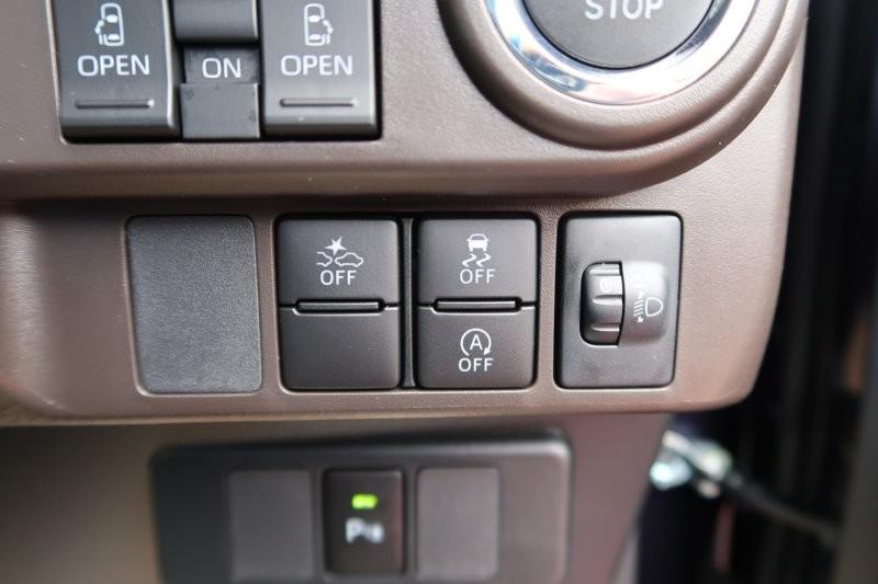 衝突軽減ブレーキ搭載