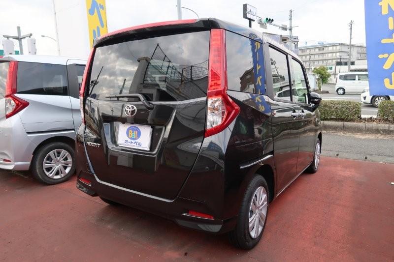 コーナーセンサーで障害物をお知らせ