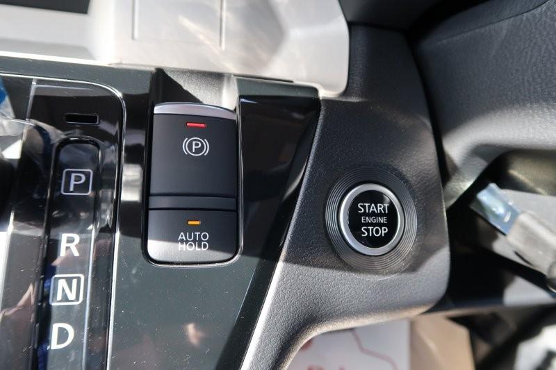 プッシュスタートで鍵の出し入れなし