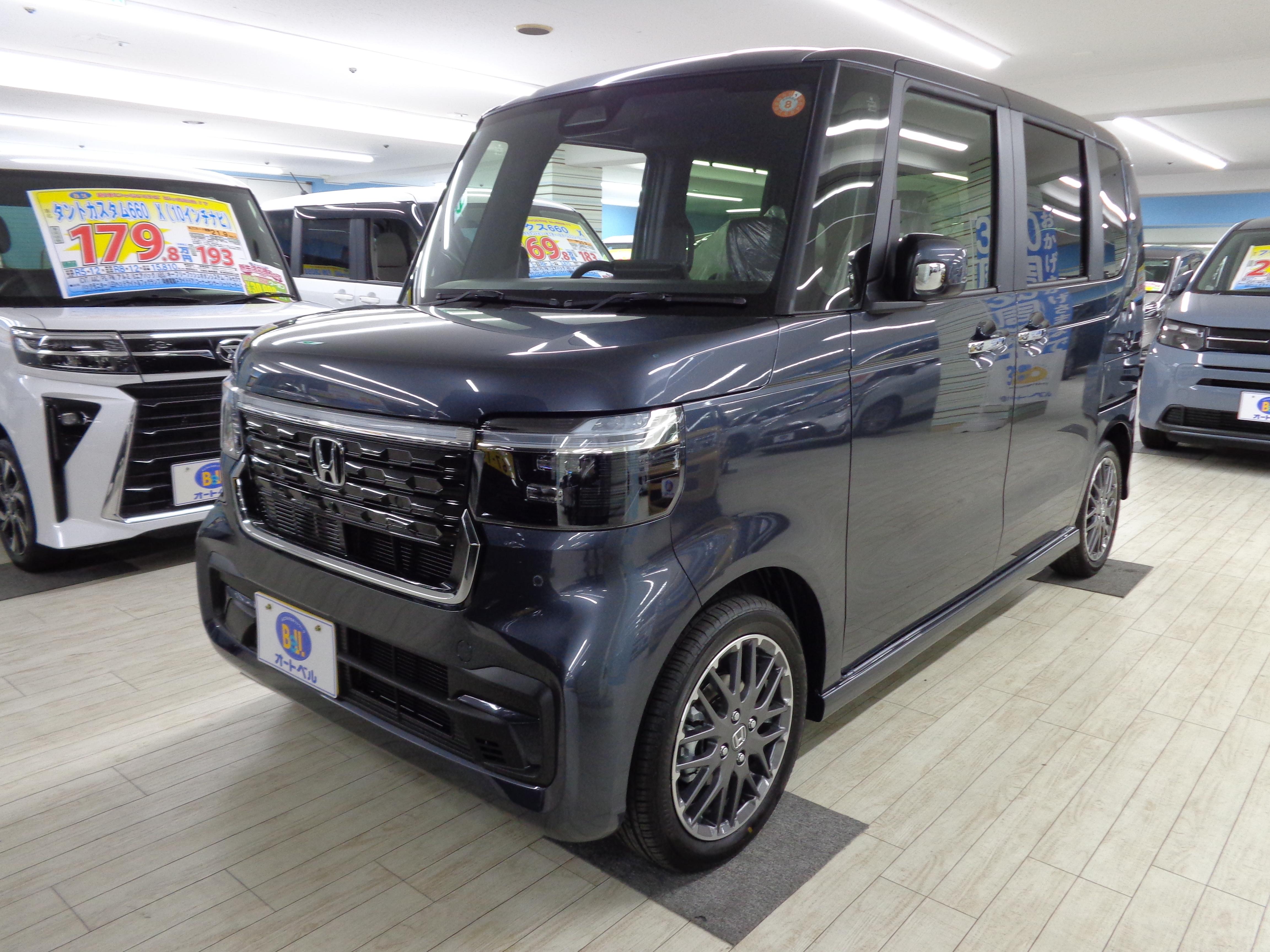 オートベルの中古車ホンダ Ｎ－ＢＯＸカスタム６６０ ﾀｰﾎﾞ(9ｲﾝﾁﾅﾋﾞ･MﾋﾞｭｰC)