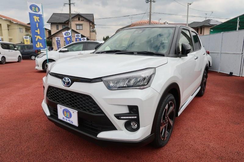 オートベルの中古車トヨタ ライズ１２００ HEV Z(BSM+RCTA･PﾋﾞｭｰPK)2ﾄｰﾝ