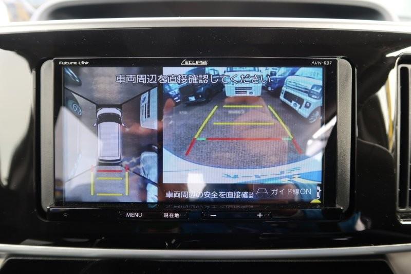 上から見たようなモニターで駐車をアシスト