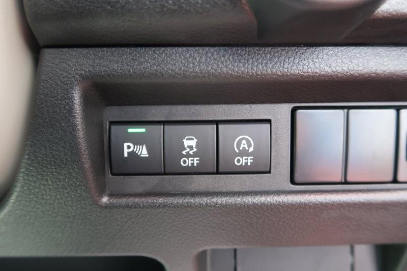 アイドリングストップで余計な燃料消費を抑える