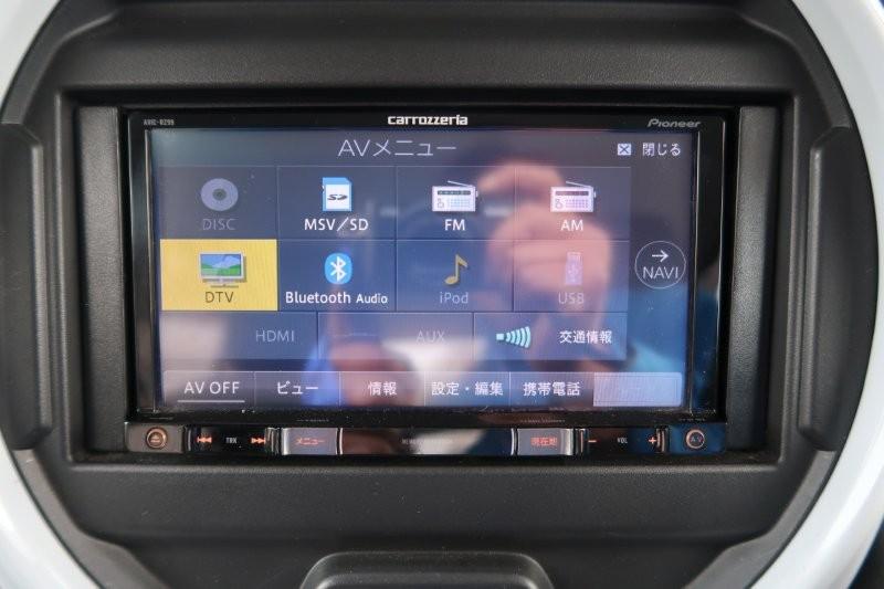 ７インチSDナビ・Bluetooth機能あり