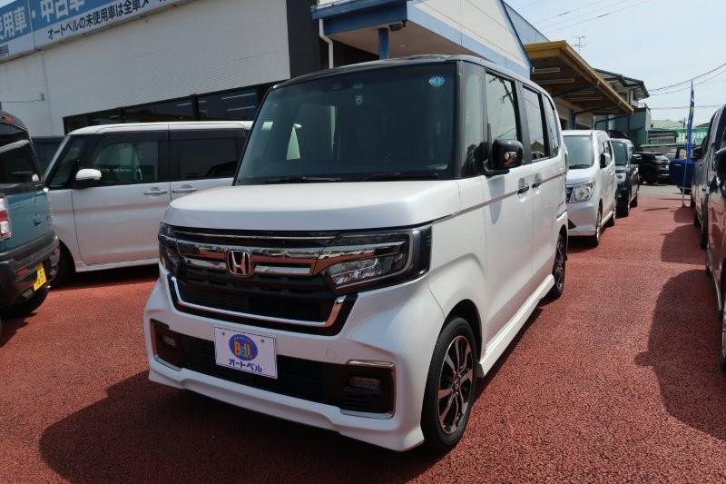 オートベルの中古車ホンダ Ｎ－ＢＯＸカスタム６６０ ｺｰﾃﾞｨﾈｰﾄｽﾀｲﾙ(9ｲﾝﾁﾅﾋﾞ)